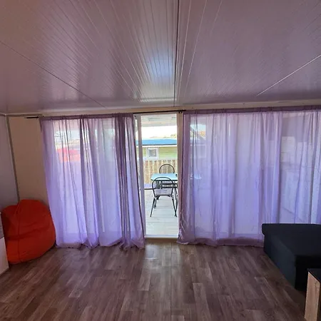 Purple & Violet Вилла *